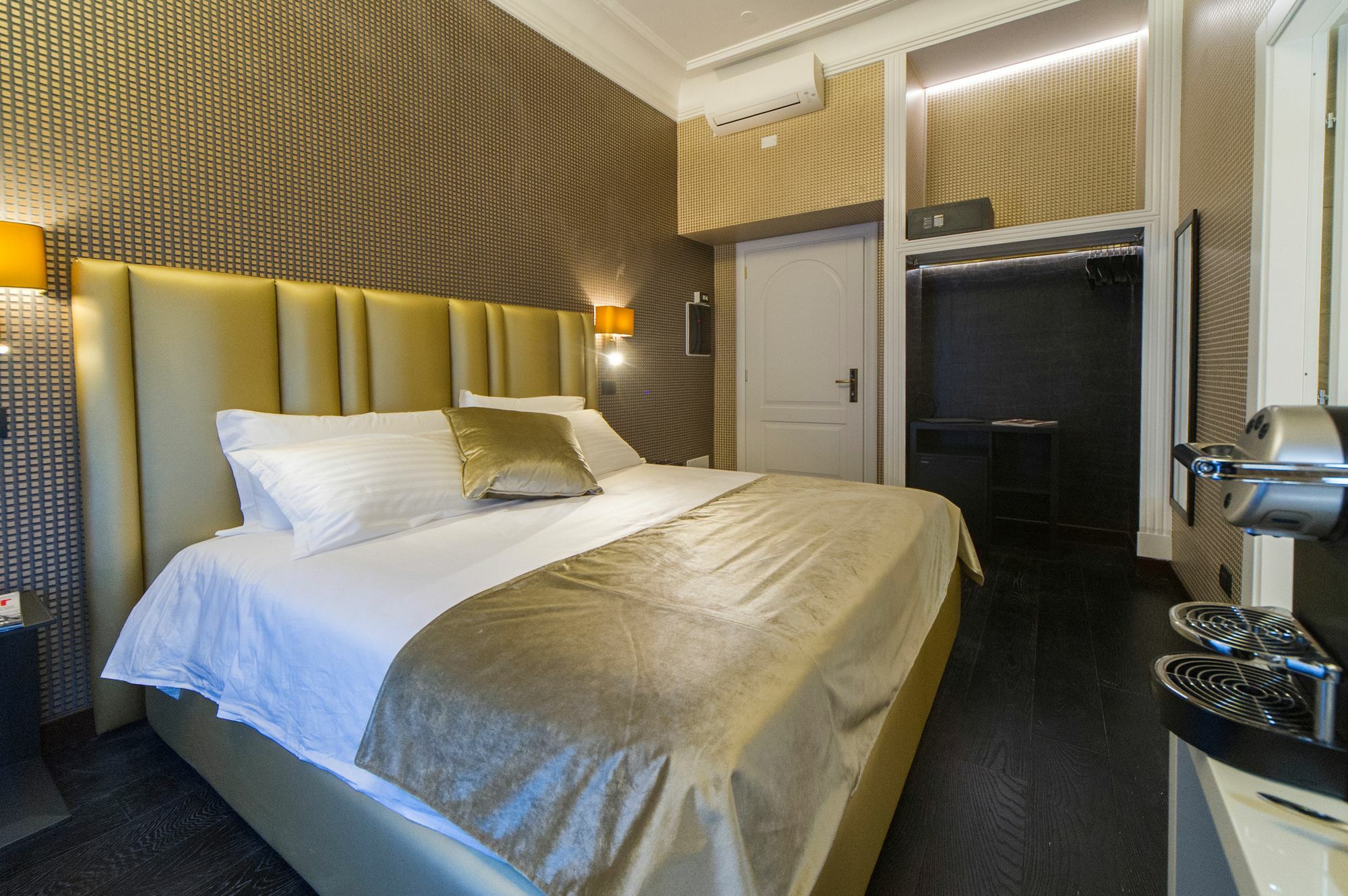 Via Veneto Suites Рим Екстер'єр фото